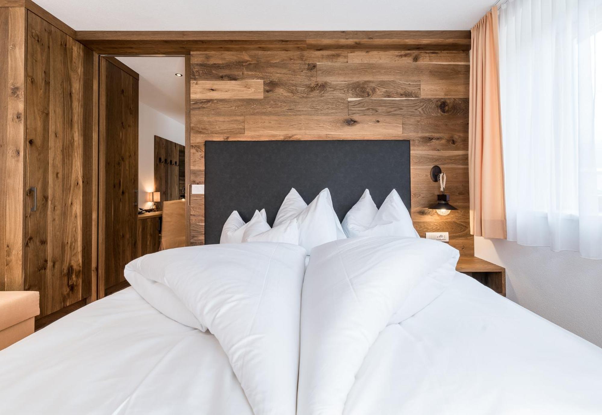 ברוניקו Hotel B&B Feldmessner מראה חיצוני תמונה